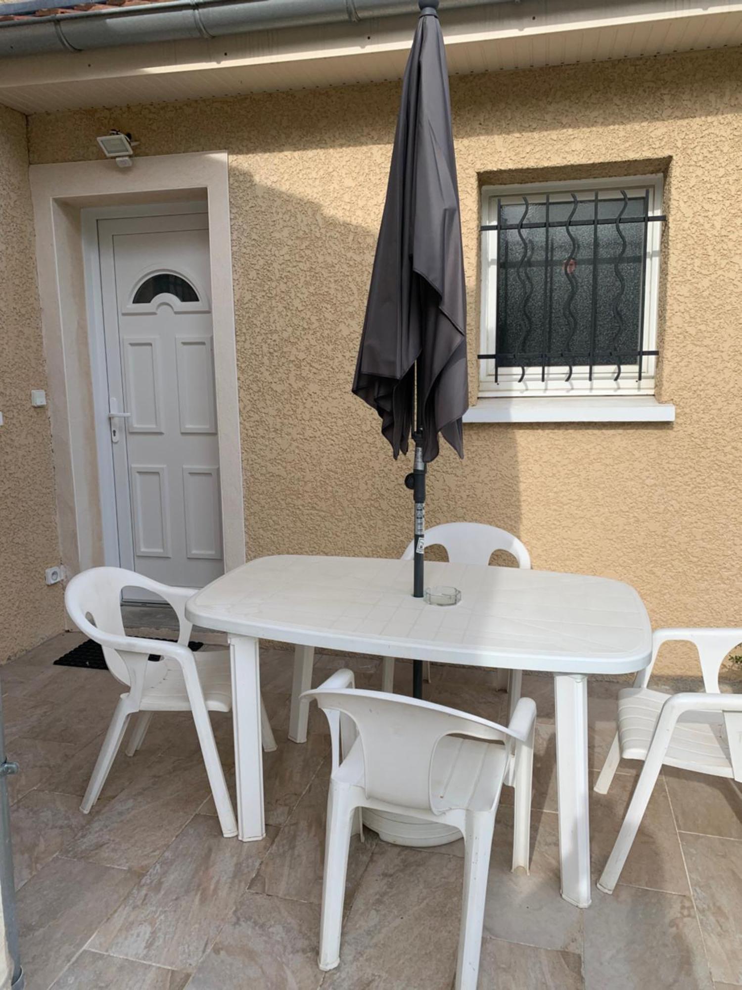 Appartement Le Domaine Des Libellules Proche Walibi Corbelin Exterior foto